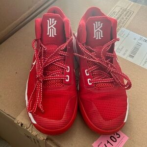 Kyrie Irving - Nike Kyrie 4